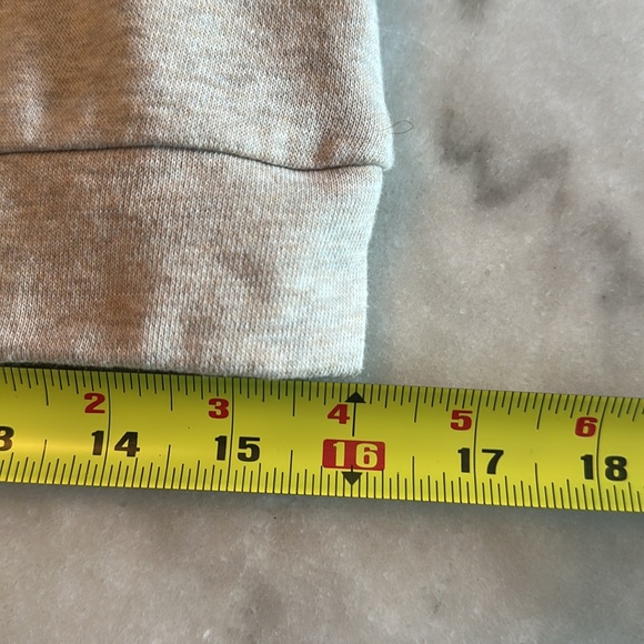 Evereve Fallon Crewneck Flutter Top - Picture 11 of 14